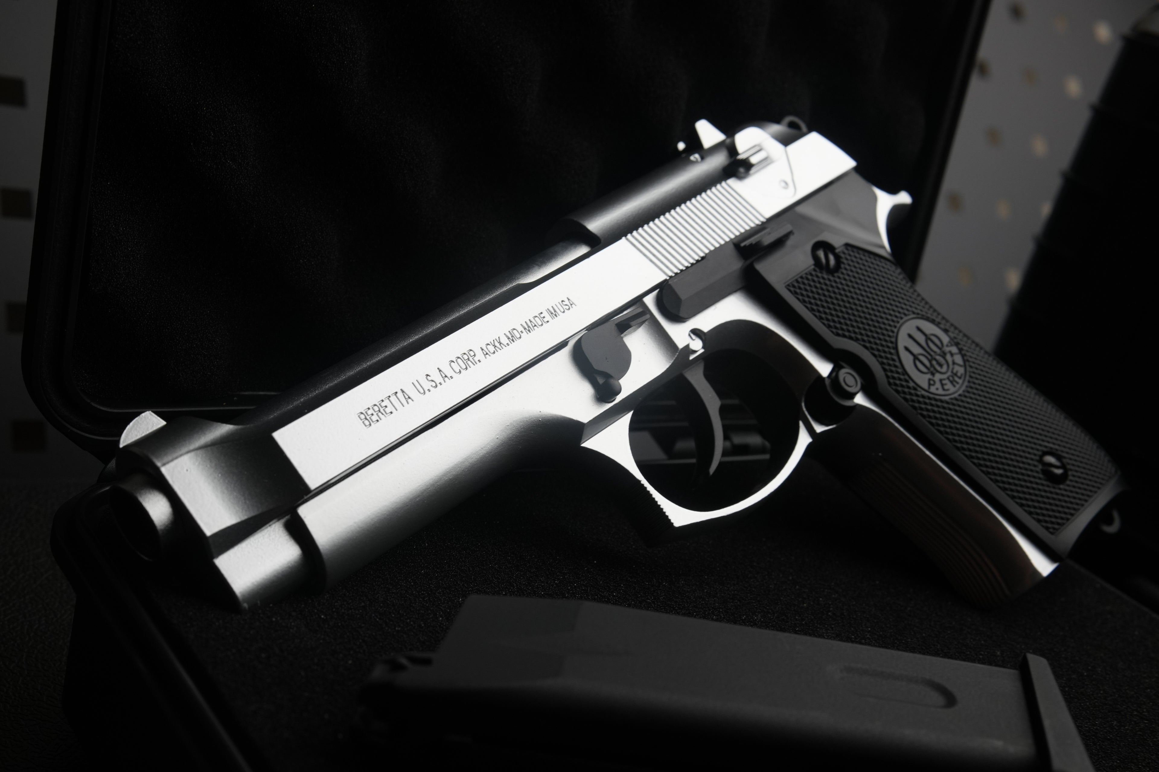 M9 Beretta Silver